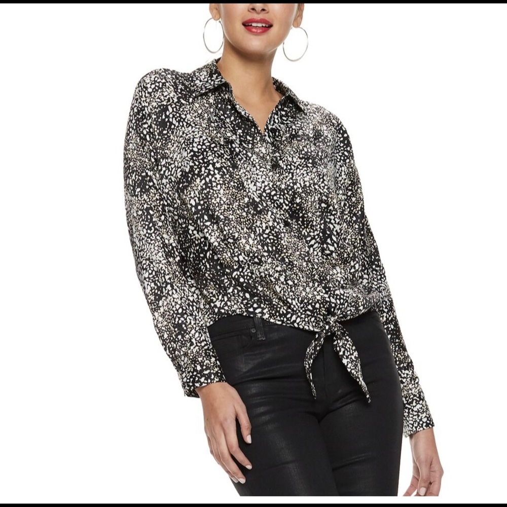 NEW Nine West Tie Front Top